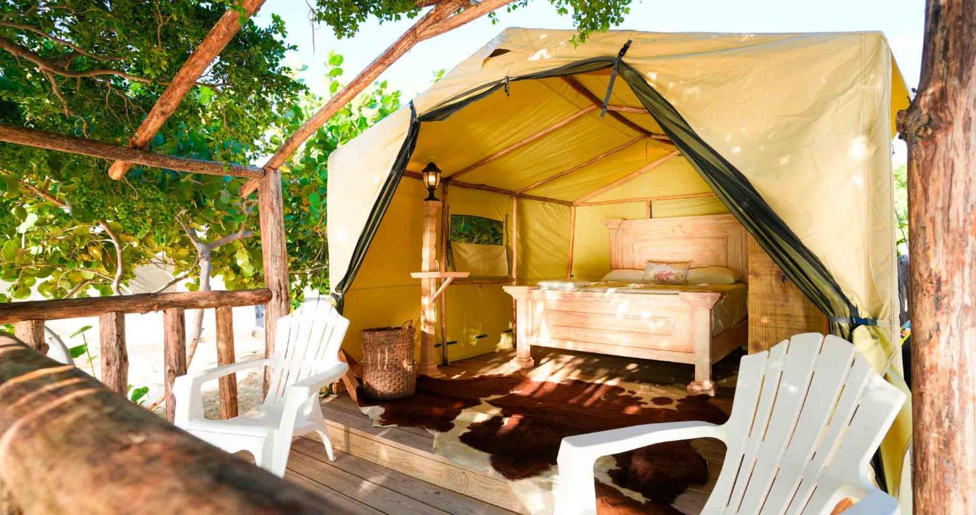 Glamping Ecolodge Cueva De Las Aguilas Педерналес Экстерьер фото