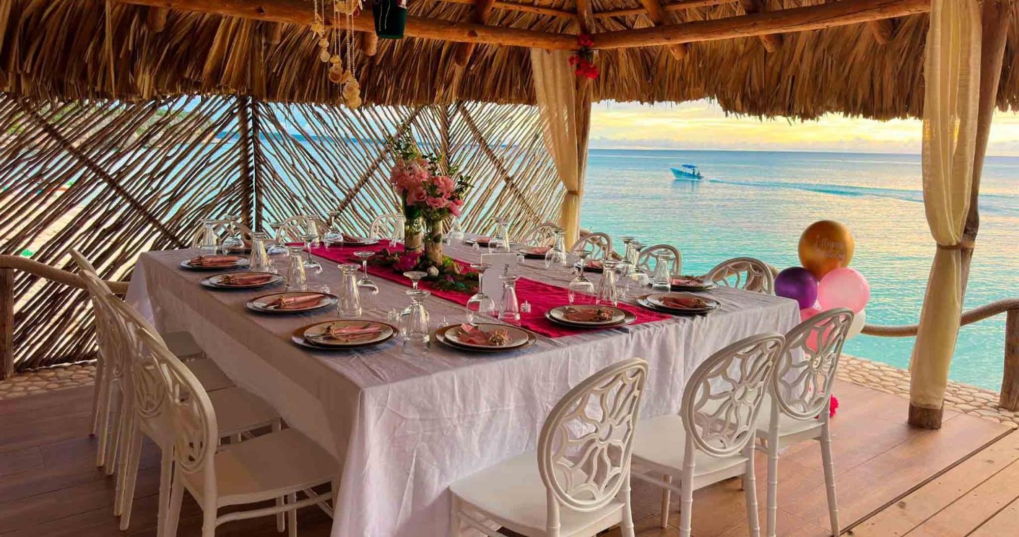 Glamping Ecolodge Cueva De Las Aguilas Педерналес Экстерьер фото