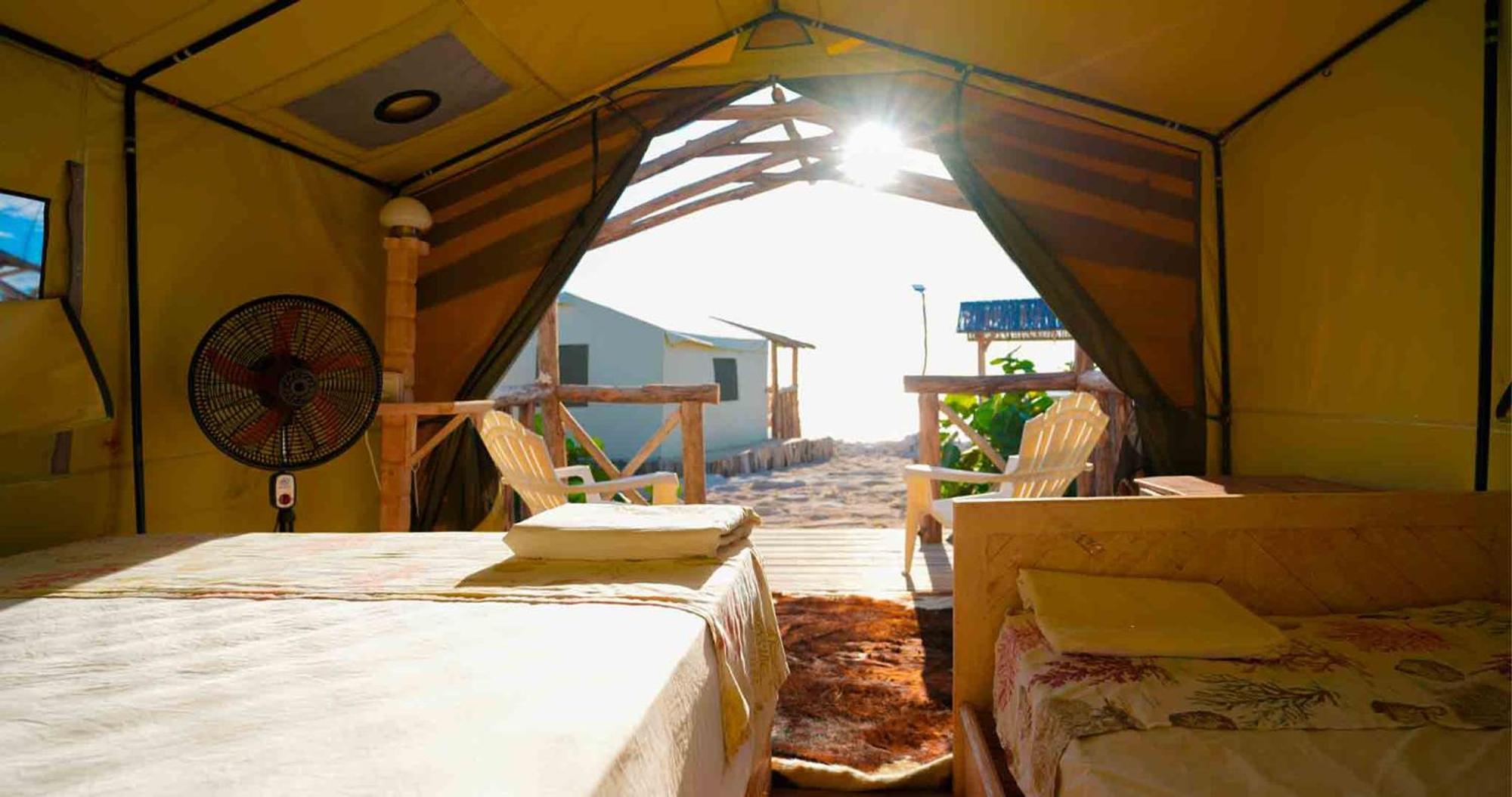 Glamping Ecolodge Cueva De Las Aguilas Педерналес Экстерьер фото